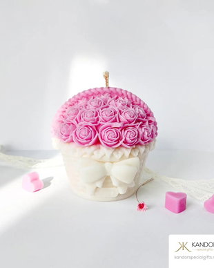 Lumânare parfumată Coșuleț cu trandafiri, Kandor Special Gifts