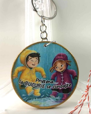 Breloc personalizt pentru prietena - martisor