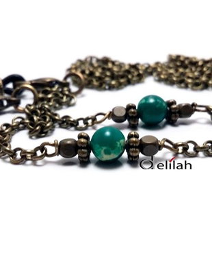 Lantisor ochelari din bronz si regalit verde