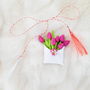 Brosa martisor: Lalele fuchsia