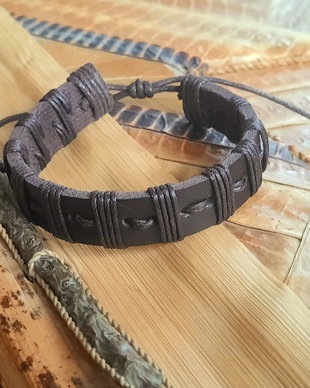 Bratara barbateasca din piele