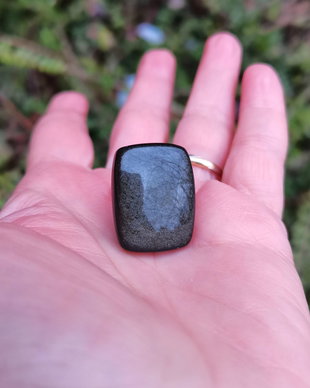 Inel Obsidian auriu si Argint 925 - IN1324 - Inel patrat reglabil, inel negru, bijuterii obsidian, inel pietre semipretioase, inel patrat, bijuterii cadou, inel cadou, cadou sotie, cristale vindecatoare