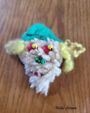 VANDUT - Brosa/Martisor - Minimasca traditionala