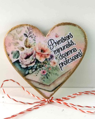 Martisor personalizat pentru profesoara/ invatatoare/ educatoare