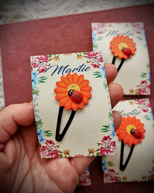 Martisor agrafa floare