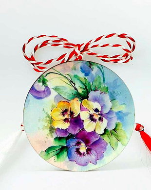 Martisor cu flori - panselute