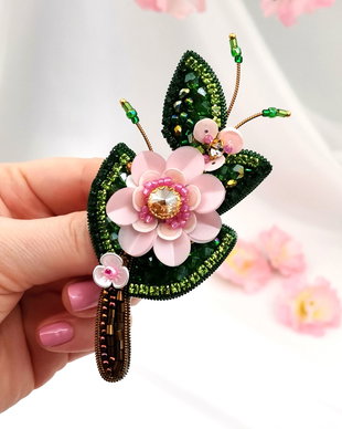 Rezervat Broșă - Sakura Flowers Fairy Tale