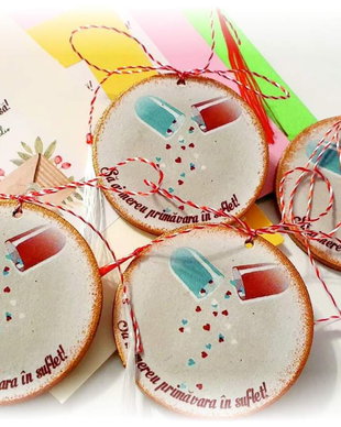 Martisor personalizat din lemn farmacist / cadtu medical