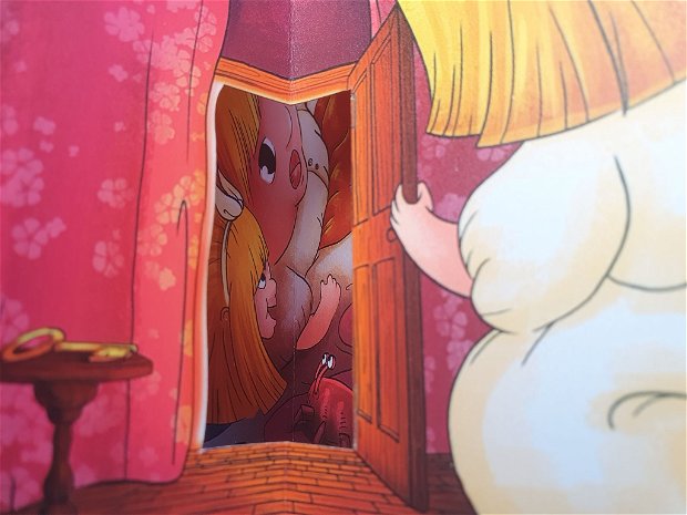 Alice in Wonderland Carte Carousel