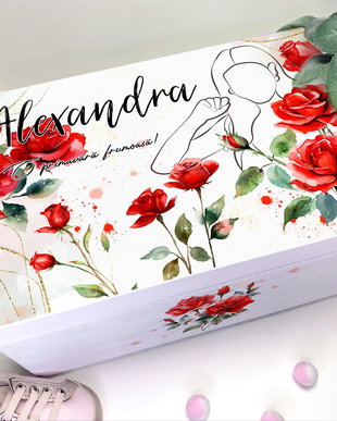 Cutie amintiri din lemn personalizata - Romantic Red Roses