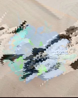 Bratara trei trandafiri mici