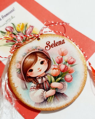 Martisor personalizat pentru Fetite, port traditional