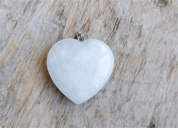 Pandantiv jad alb, inima - 40x40x14 mm