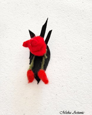 Brosa /Martisor - Trandafir rosu