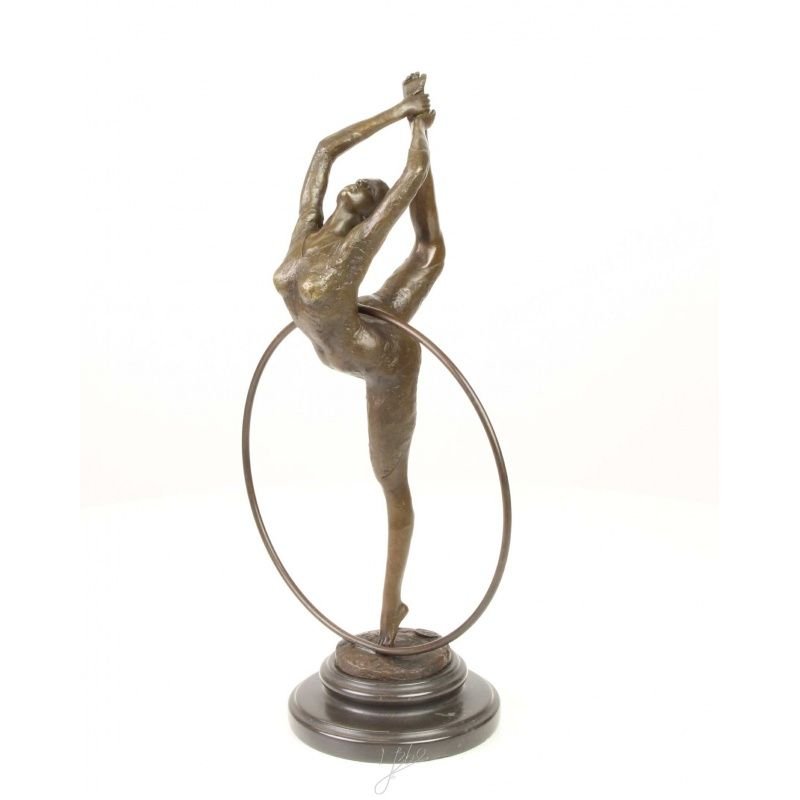 Dansatoare cu cercul- statueta Art Deco din bronz