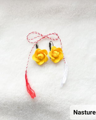 Cercei martisor: Trandafiri