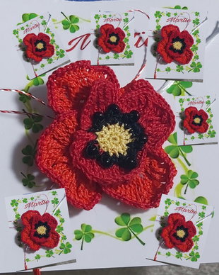 Martisor floare de mac