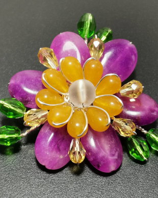 Brosa agate roz