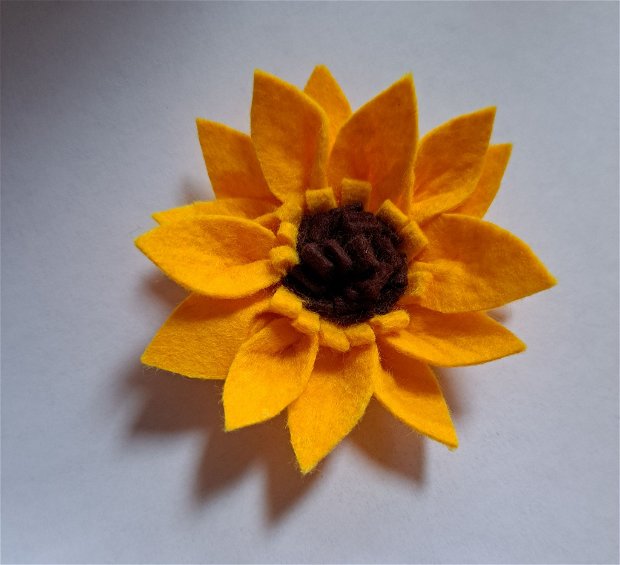 Broșă floarea-soarelui Hello Sunshine