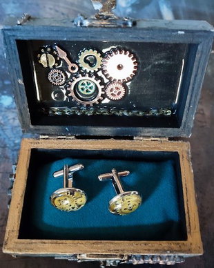 Cutie cu butoni pentru camasa-SteamPunk