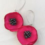 cercei flori magenta