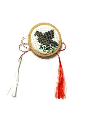 Brosa - martisor cu broderie manuala cucul