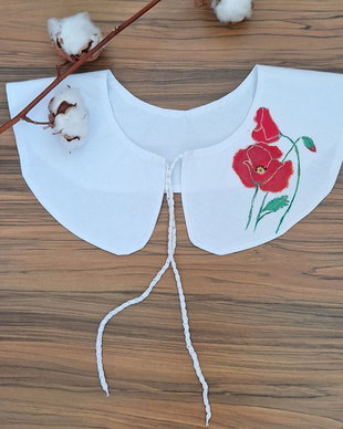 Guler pictat cu maci rosii/ guler detasabil alb, pictat manual cu maci rosii/guler decorativ