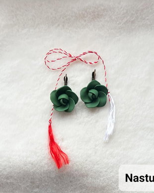 Cercei martisor: Trandafiri