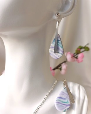 Set colier si cercei, nuante pastel vernil/lila/argintiu