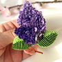 Liliac - Brosa broderie manuala