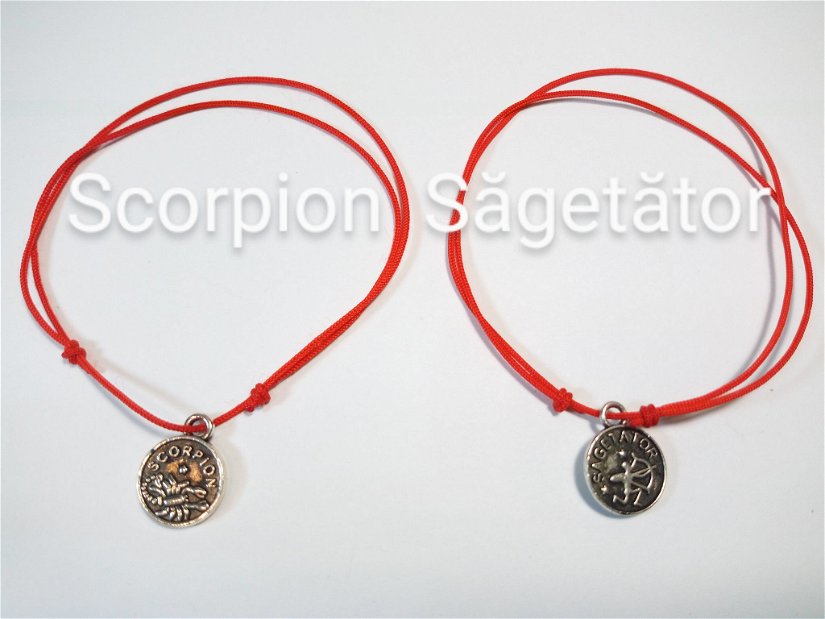 Mărțișor Brățară roșie cu șnur reglabil și charm zodiac 10 mm Scorpion Săgetător
