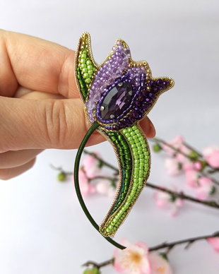 Lalea - Brosa broderie manuala