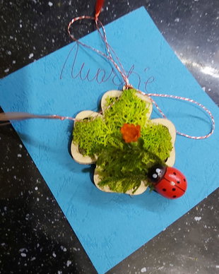 Martisor trifoi cu licheni