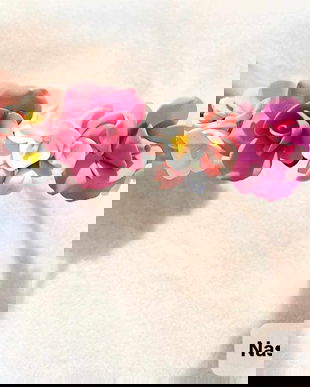 Coronita: Flori de mar, liliac si trandafiri