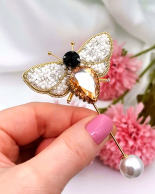 Rezervat Broșă ac - Lovely Bee