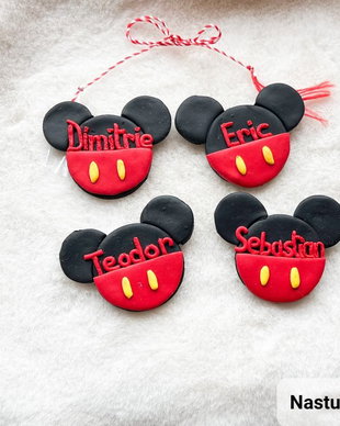 Brosa personalizata martisor: Mickey