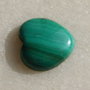 Cabochon inimioara din malachit NATURAL aprox 3x12x12 mm