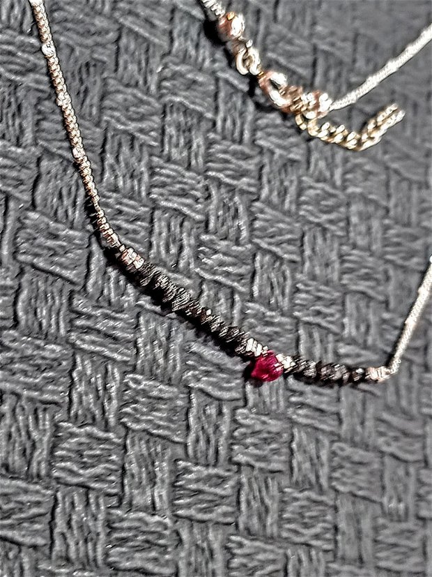 Colier argint diamante brute negre rubin natural lant argint picatura rubin minimalist boho chic trendy cadou - Transport gratuit