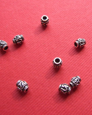 Tubulet din argint .925 antichizat aprox 4x5 mm