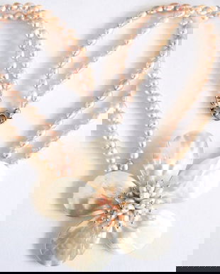 Colier hand made din perle roz si floare din sidef