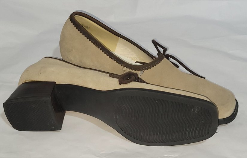 Pantofi vintage deosebiti
