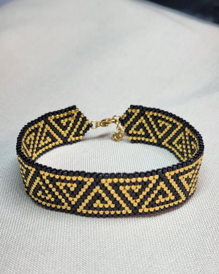 Bratara margele Miyuki delica "Negru si auriu"