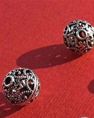 Margica argint .925 antichizat aprox 10x10 mm