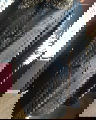 EXCEPTIONALA HAINA PIELE NATURALA HUMAN NATURE,GULER BLANA,MARIME M,OLANDA