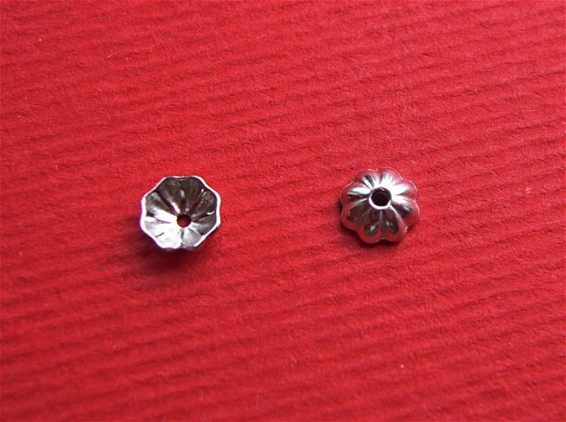 (2 bucati) Capacel ornamental din argint .925 placat cu rodiu aprox 1.5x4 mm