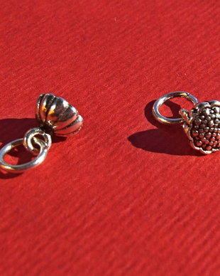 Fruct de lotus pandantiv din argint .925 aprox 6x7 mm (11 mm cu anoul)