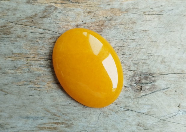 Cabochon jad galben, 40x30 mm