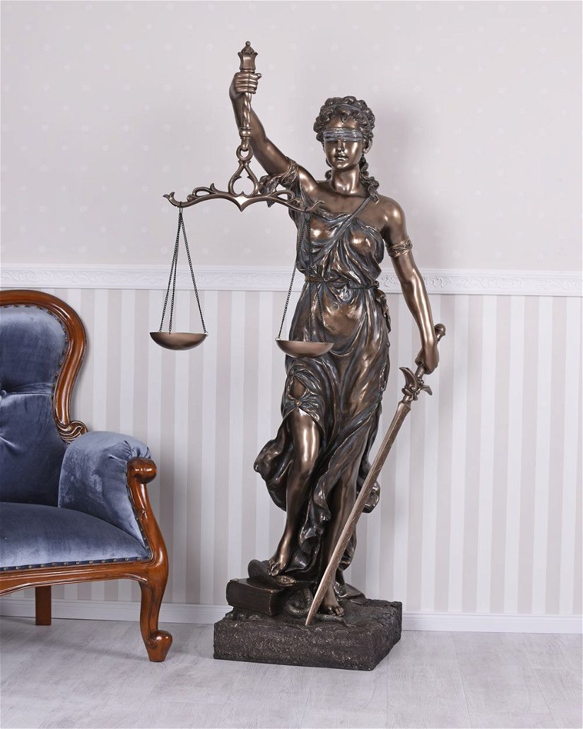 Justitia-statueta impozanta din ceramica cu bronz