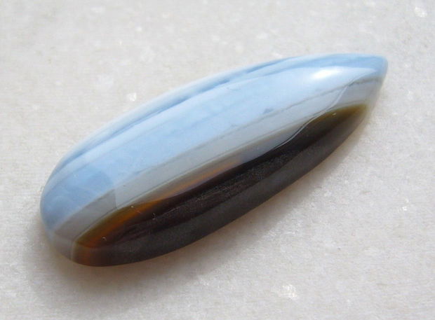 Cabochon din blue opal (lucrat manual in India) aprox 6x14x37.5 mm