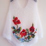 Poncho cu flori impaslite